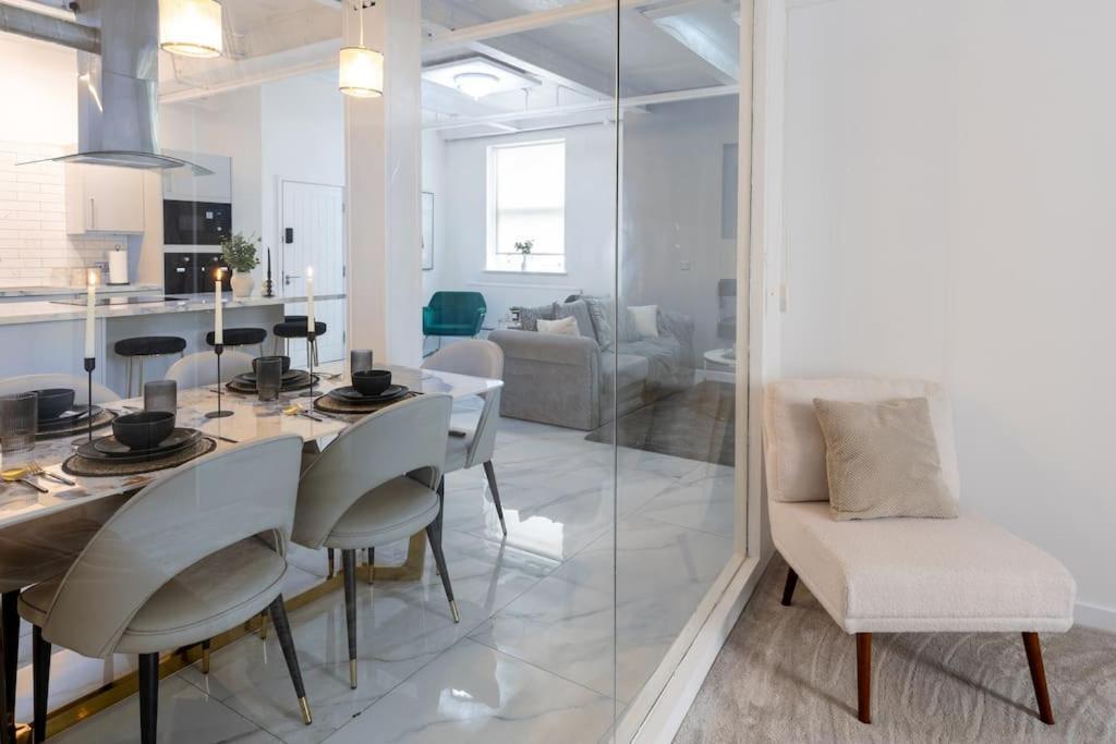 Luxury, Open Plan Apartment Bradford  Exterior photo