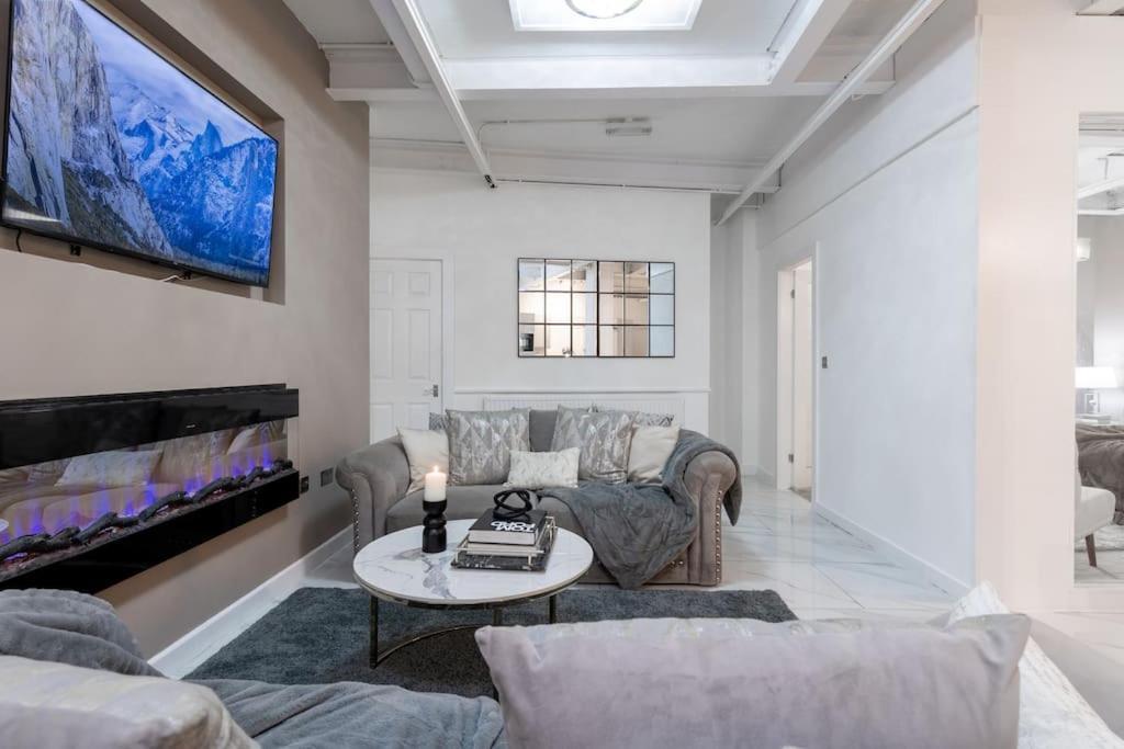 Luxury, Open Plan Apartment Bradford  Exterior photo